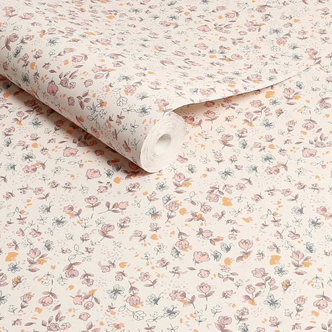 A sweet ditsy floral print with delicately drawn meadow flowers. Loomwell Wallpaper, Ditsy Floral Wallpaper, A4 Wallpaper, Walker Wallpaper, Natural Calm, A Street Prints, Mulberry Home, Jungle Wall, Mini Moderns