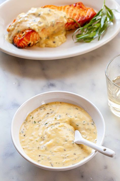 Bearnaise Sauce Recipe, Bernaise Sauce, Béarnaise Sauce, Lamb Sauce, Sauce Béarnaise, Bearnaise Sauce, Grilled Fish, Clarified Butter, Butter Sauce