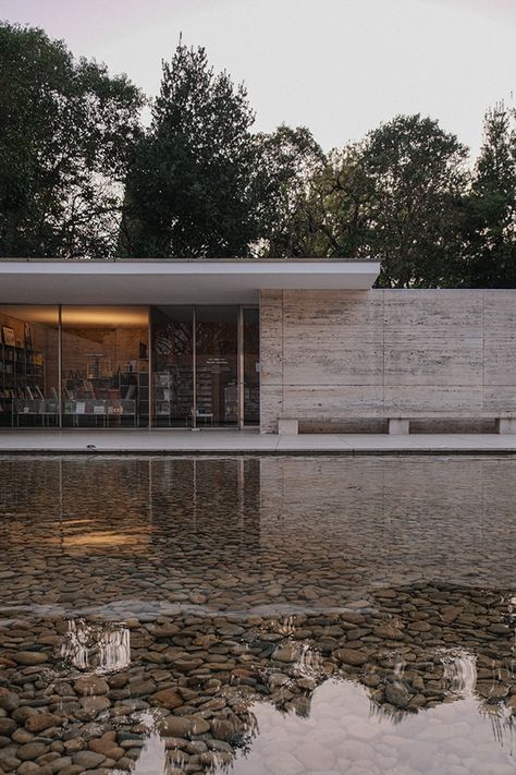 German Pavilion Barcelona, The Barcelona Pavilion, Mies Van Der Rohe Barcelona Pavilion, Barcelona Pavilion, Digital Rendering, Exterior Inspiration, Famous Architecture, Pavilion Design, Van Der Rohe