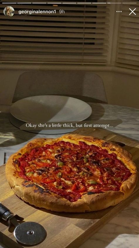 Pizza Captions Instagram Story, Pizza Photography Instagram, Pizza Reels, Food Story, Food Captions, Grill Time, Food Gallery, Food Stories, Snap Food