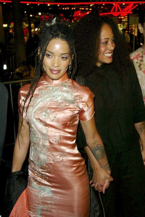 Chinese Gown, Phylicia Rashad, Minimalist Clothes, Dragon Motif, Lisa Bonet, Asos Fashion, Vintage Black Glamour, The Met Gala, Cheongsam Dress