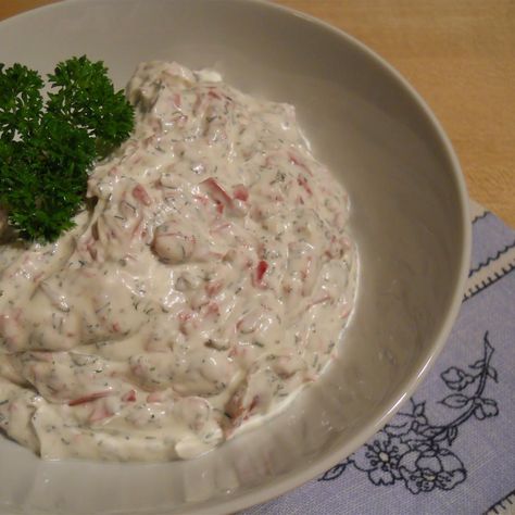 Bagel Dip Bagel Dip Recipe, Chipped Beef Dip, Bagel Dip, Heavy Appetizers, Beef Dip, Dried Beef, Plain Bagel, Chipped Beef, Recipes Appetizers And Snacks