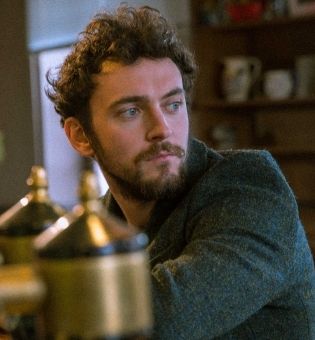 George Blagden behind the scenes of "The Three of Us" movie Charles Macaulay, Vikings Men, Enjolras Grantaire, Wrath Of The Titans, Happy Birthday George, Us Movie, George Blagden, This Is Us Movie, Viking Men