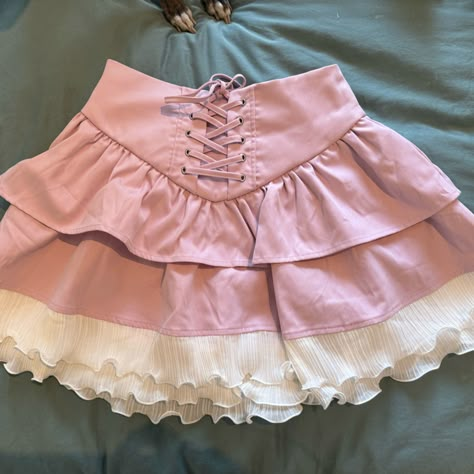 Shein Pink Ruffled High Waisted Skirt. Size Small. Never Been Worn And Still Has Tags! Pink Fairy Skirt, Fluffy Pink Skirt, Puppygirl Outfit, Cutecore Shorts, Pink Skirt Aesthetic, Clown Skirt, Skirt Outfits Pink, Cute Pink Clothes, Kawaii Tights