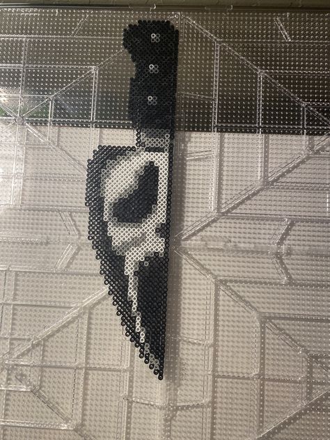 Scream Knife Perler Beads, Plague Doctor Perler Beads, Knife Perler Beads, Scream Pixel Art, Resident Evil Perler Beads, Ghostface Perler Beads, Scream Perler Beads, Virgo Art, Geeky Craft