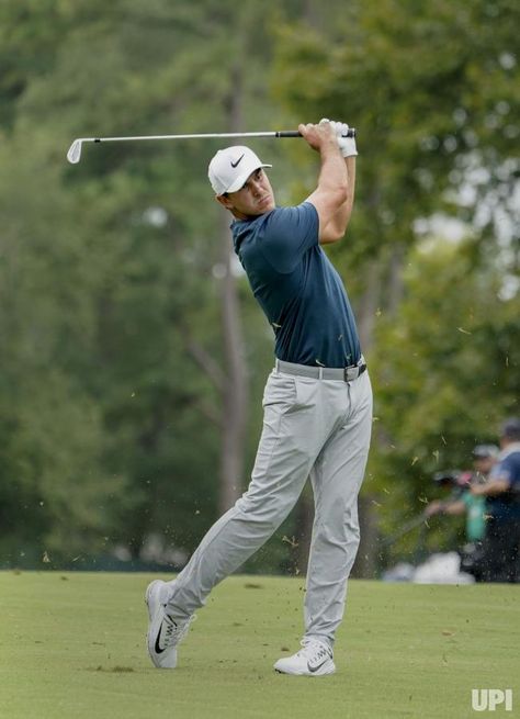 Brooks Koepka hits his second shot on the ninth fairway during the second round of the 2017 PGA Championship at the Quail Hollow Club in… Golfer Photography, Golf Senior Pictures, Mens Golf Fashion, Golf Photos, Brooks Koepka, Golf Pictures, Golf Men, Golf Photography, Golf Inspiration