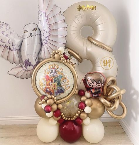 Harry Potter Balloons Decorations, Harry Potter Balloon Ideas, Harry Potter Birthday Balloons, Harry Potter Balloon Bouquet, Harry Potter Floral Arrangements, Harry Potter Balloon Garland, Harry Potter Balloon Arch, Harry Potter Party Decor, Harry Potter Balloons