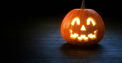 Halloween Pumpkin Images, Pumpkin Carving Tips, Scary Halloween Pumpkins, Pumpkin Wallpaper, Creepy Pumpkin, Amazing Pumpkin Carving, Pumpkin Images, Pumpkin Pictures, Carving Pumpkins