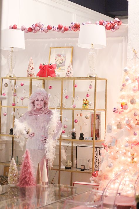 lifesize Dolly Parton cutout with pink holiday decorations. Dolly Parton Tablescape, Dolly Christmas Party, Dolly Parton Christmas Tree, Holly Dolly Parton Christmas, Dolly Parton Christmas, Dolly Christmas, Holly Dolly, Spring Baking, Enchanted Rose