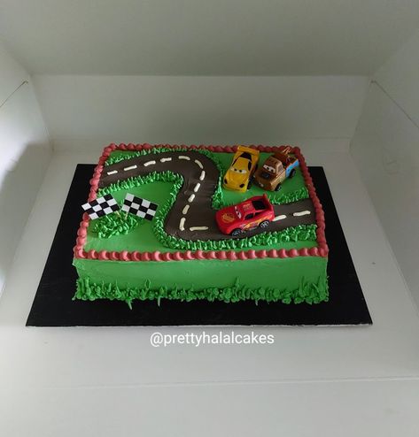 Cars rectangle cake Car Sheet Cake, Mater Cake, Disney Cars Cake, Hot Wheels Cake, Cake Designs For Kids, Cars Birthday Cake, Rectangle Cake, Disney Cars Birthday, 3rd Birthday Cakes