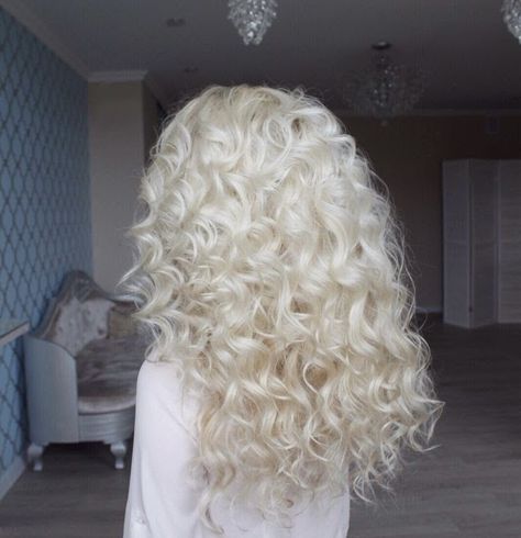 Curly White Hair Aesthetic, Long Curly White Hair, White Short Curly Hair, Curly White Hair, White Curly Hair, Long White Hair, Embracing Diversity, White Blonde Hair, Blonde Curly Hair