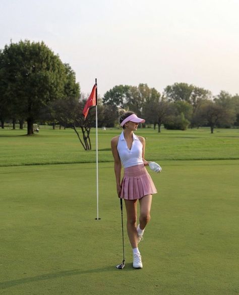 Pub Golf, Girl Golf Outfit, Golf Fits, Golf Aesthetic, Cute Golf Outfit, Cute Golf, Golf Girl, Golf Attire Women, Golf Inspiration