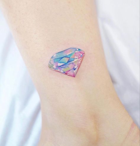 Diamond Tattoo Designs, Sunflower Tattoo Sleeve, Diamond Tattoo, Gem Tattoo, Jewel Tattoo, Crystal Tattoo, Blue Rose Tattoos, Ankle Tattoos For Women, Diamond Tattoos