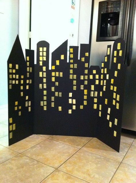 Easy-to-Make Superhero City Skyline Backdrop | Great for a superhero themed birthday party! Superhero Backdrop, Cake Backdrops, Godzilla Birthday, Superman Party, Pj Masks Birthday Party, Kind Photo, Batman Birthday Party, Spiderman Birthday Party, Avengers Party