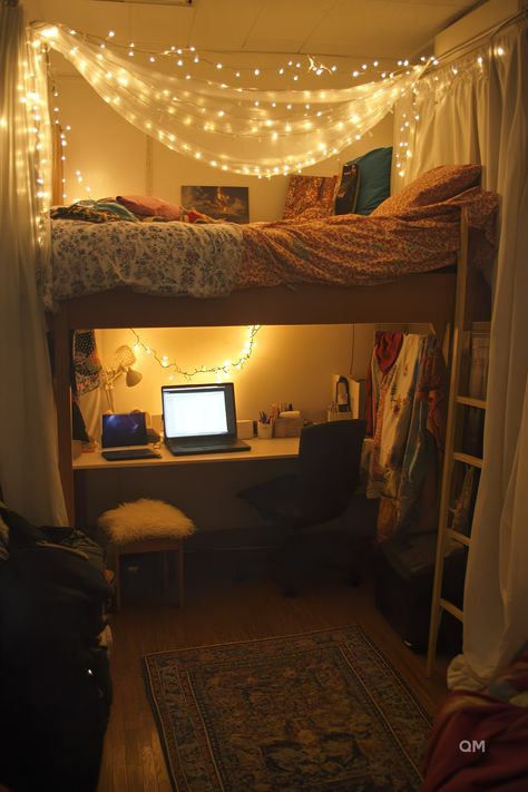 Minimalist dorm room ideas featuring a cozy loft bed, under-bed study space, fairy lights, room rug, and creative decor on a budget. Room Ideas Indie, Room Ideas Dark, Dorm Room Layouts, College Dorm Room Inspiration, College Bedroom Apartment, Dream Dorm Room, Dream Dorm, Dorm Room Hacks, Room Hacks