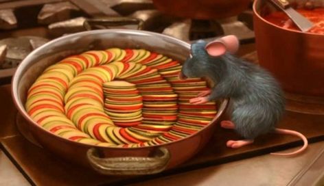 Recreate These 12 Iconic Snacks Inspired By Your Favorite Disney Movies! Ratatouille Recept, How To Make Ratatouille, Ratatouille Remy, Ratatouille Disney, Ratatouille Recipe, A Rat, Disney Food Blog, Pixar Movies, Best Chef