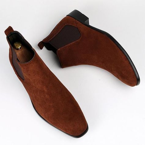 Product DescriptionElevate your formal attire with our Men's Business Elegant Suit Square Toe Chelsea Boots, designed for the sophisticated gentleman. Crafted from premium leather, these boots feature a sleek square toe that adds a modern touch to classic elegance. The refined silhouette makes them an ideal choice for business meetings, formal events, or any occasion that calls for a polished look. The elastic side panels promote easy on-and-off wear while ensuring a snug fit for all-day comfort. With a cushioned insole and a sturdy, yet lightweight, outsole, these boots provide exceptional support and stability, allowing you to move with confidence throughout your day.Product DetailsMaterial: high quality leatherStyle: fashion, casual Toe shape: square toe Heel shape: thick heelSole mater