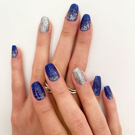 Wedding Nails With Navy Blue Dress, Blue Sparkly Nail Designs, Royal Blue Silver Nails, Navy And Silver Nails Design, Blue And Silver Nails Acrylic, Nails For Royal Blue Dress, Blue And Silver Christmas Nails, Blue Fall Nails Designs, Dark Blue And Silver Nails