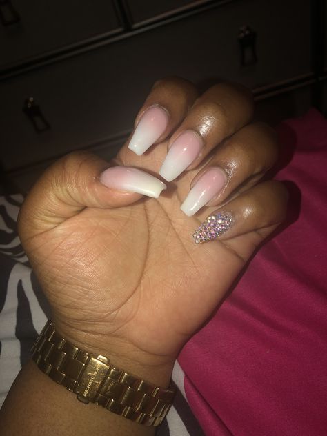 Ombré nails with rhinestone design! Ombre Nails With Rhinestones, Nails With Rhinestones, Ombré Nails, Pedicures, Rhinestone Designs, Rhinestone Nails, Ombre Nails, Manicure And Pedicure, Manicure