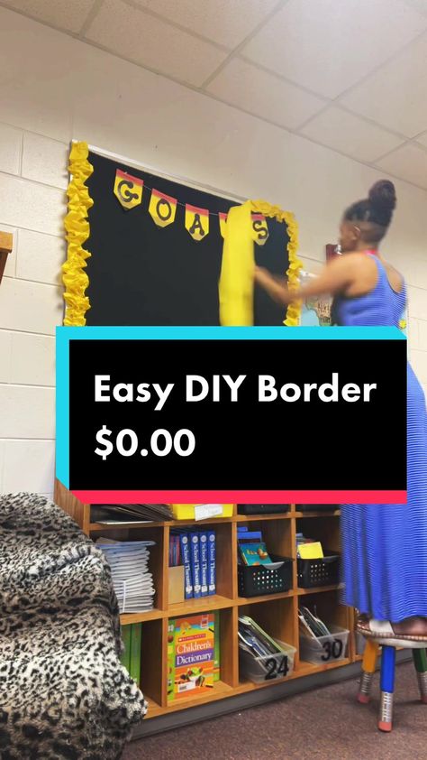 Job Posting Bulletin Board Ideas, Diy Boarders For Bulletin Boards, Border For Bulletin Board Creative, Small Bulletin Board Ideas Offices, Cheap Bulletin Board Ideas, Diy Bulletin Board Border Paper, Bulliten Border Ideas, Bulletin Boarders Diy, Easy Bulletin Board Borders