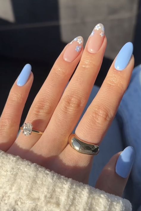 Flower Spring Nails, Baby Boy Nails, Bridal Shower Nails, Bridesmaids Nails, Nail Piercing, Beachy Nails, Baby Blue Nails, Graduation Nails, Nude Nail Designs