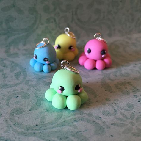 Easy Clay Charms, Air Dry Clay Keychain, Polymer Clay Octopus, Clay Octopus, Clay Creatures, Easy Clay Sculptures, Crea Fimo, Clay Crafts For Kids, Polymer Clay Kawaii