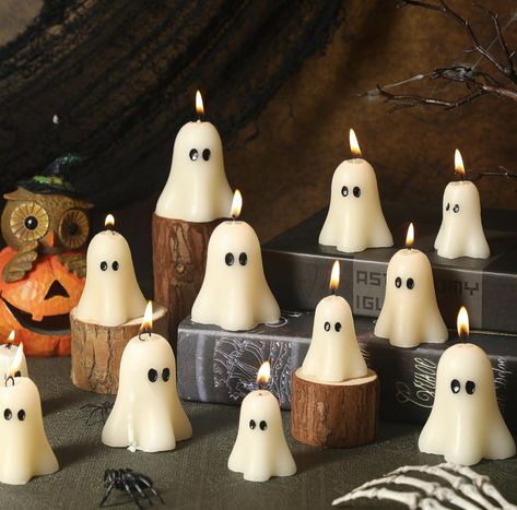 I lvoe these litrle ghost candles. I want them all over my apartment. #ad Outside Halloween Decorations, Halloween Party Table, Gifts For Halloween, Specialty Candles, Ghost Candles, Ghost Gifts, Novelty Candles, Halloween Front Porch Decor, Spooky Candles