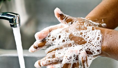 You don't need hot water to wash your hands - Futurity http://www.futurity.org/water-temperature-hands-1452522-2/ Liquid Hand Soap Recipe, Homemade Liquid Soap, Hand Soap Recipe, Diy Foaming Hand Soap, Diy Hand Soap, Bar Of Soap, Liquid Hand Soap, Foaming Hand Soap, Cleaners Homemade