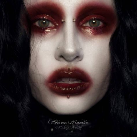 2,190 Me gusta, 21 comentarios - Kika von Macabre (@kikamacabre) en Instagram: "22/50 WEEKS OF SHAPESHIFTING  Is it halloween yet? 👻  Entry for the @timothyhungcom #hauntedbeauty…" Hellebore Illustration, Is It Halloween Yet, Vampire Bride, Drag Make-up, Vampire Makeup, Horror Makeup, Halloween Makeup Inspiration, Swag Makeup, Smink Inspiration