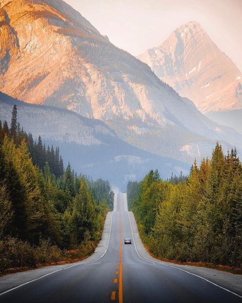 Canada on Instagram: “One of the most incredible roads in the world, the Icefields Parkway.  Photo by @jguzmannn #Canada” Tumblr Travel, Beautiful Roads, Travel Photography Inspiration, Canadian Rockies, Best Places To Travel, Travel And Tourism, Travel Insurance, Landscape Photos, Rafting