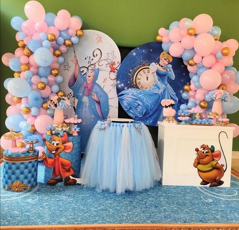 Cinderella Birthday Party Theme, Cinderella Birthday Party Decorations, Frozen Theme Party Decorations, Cinderella Birthday Invitation, Cinderella Theme, Cinderella Birthday Party, Princess Theme Birthday, Princess Theme Birthday Party, Frozen Theme Party