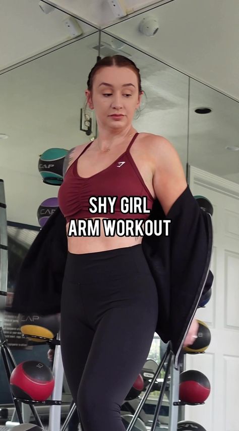 Beginner Arm Workout, Girl Arm Workout, Gym Beginners, Arm Workout Routine, Arm Workout For Beginners, Gym For Beginners, Workouts Gym, Shy Girl, Gymshark Women