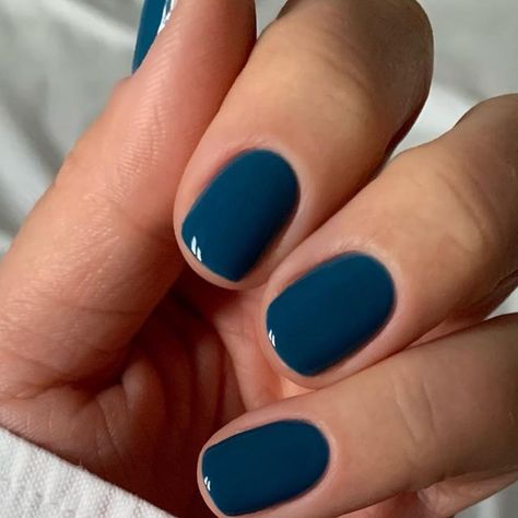 Short Gel Nails Plain Color, Blue Nail Dip Powder, Navy Blue Dip Powder Nails, Blue Nails Shellac, Short Gel Nails Blue, Slate Blue Nails, Blue Dip Powder Nails, Fall Nails Blue, Blue Nails Ideas