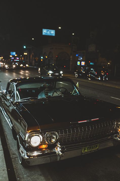 New Car Wallpaper, Whittier Blvd, Wallpaper Carros, Old Vintage Cars, Wallpaper Images Hd, Lowrider Cars, Old School Cars, Old Classic Cars, Classy Cars