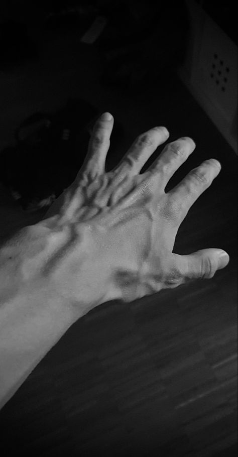 Hand with Veins, black and white, dark aesthetic, veins, hand, hot hand, vintage, mafia, Veiny Hands Drawing, Aesthetic Veins, Black And White Dark Aesthetic, White Dark Aesthetic, Veiny Hands, Hand Veins, Hands Drawing, Hot Hands, Hand Reference