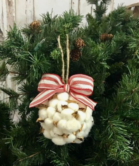 55 Best DIY Rustic Ornament for Christmas - GODIYGO.COM Christmas Tree Yarn, Burlap Christmas Ornaments, Wine Cork Christmas Tree, Cork Christmas Trees, Cotton Ornaments, Rustic Christmas Ornaments, White Christmas Ornaments, Fabric Christmas Trees, Rustic Ornaments