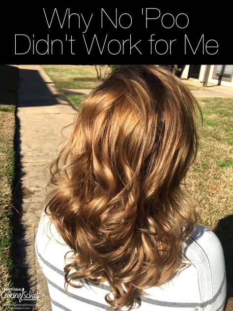 So you’re thinking about trying the no poo shampoo method! Before you do, let me share my before and after experience with you, share about the transition that you’re sure to experience, the DIY recipe I used and why I ultimately gave up on no poo. #nopoo #shampoo #method #recipe #transition #alternatives No Shampoo Method, No Poo Hair, Natural Beauty Routine, Natural Beauty Diy, No Poo, Diy Recipe, Natural Body Care, Health Articles, Diy Skin