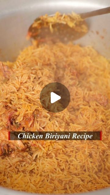 CJ Food Fest on Instagram: "Chicken Biriyani Recipe Ingredients: Basmati rice - 1kg (half boiled) Chicken - 1kg Onion - 400g Tomato - 400g Green chilli - 5-7 Coriander & Mint leaves - one handful Curd - 200g Ginger - 100g Garlic - 100g Oil - 100ml Ghee - 100ml Cinnamon - 5g Cloves - 5g Cardamom - 5g Chilli powder - 2tbsp Salt - as required Water - 1litre Follow @cj_foodfest for more tasty recipes 😊 [Biriyani love, biriyani recipe, dum biriyani, chicken biryani, tasty chicken biryani, south Indian food, tasty recipe, non veg recipe] #biryani #chickenrecipe #chickenbiriyani #southindianfood #easycooking #biriyani_love #dumbiryani #tastyfoods #sundayspecial #nonvegrecipes #foodloversindia #famousfood #indianfood #explorefood #trendingfood #cjfoodfest" Best Biryani Recipe Chicken, Green Chicken Biryani Recipe, Indian Biryani Recipe, Non Veg Recipes Indian Chicken, Biriyani Cooking, Chicken Biryani Recipe Indian, South Indian Food Recipes, South Indian Chicken Recipes, Biriyani Recipes