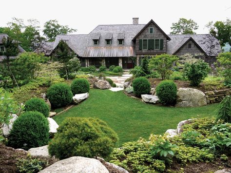 This rustic lodge features a beautiful landscape accented with large rocks. Evergreen Landscaping, Landscaping Shrubs, Evergreen Landscape, Evergreen Garden, Large Backyard, Front Lawn, Landscape Services, Landscape Plans, Landscaping Tips