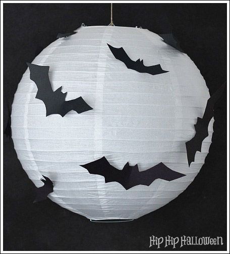 Holiday Lanterns, Paper Lanterns Diy, Lantern Craft, Halloween Party Decoration, I Love Halloween, White Lanterns, Adornos Halloween, Halloween Lanterns, Adult Halloween Party