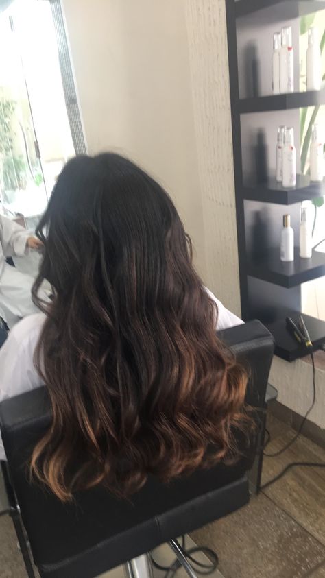 Ombre balayage black hair to brown natural Highlighted Ends Of Hair Dark Brown, Dark Brown Hair With Light Brown Ends, Black Hair Faded Into Brown, Black Hair With Brown Tips, Light Ends On Brown Hair, Ombre Hair Black To Brown, Brown Ends On Black Hair, Faded Brown Hair, Black Brown Ombre Hair