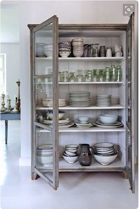 Kitchen cabinet display