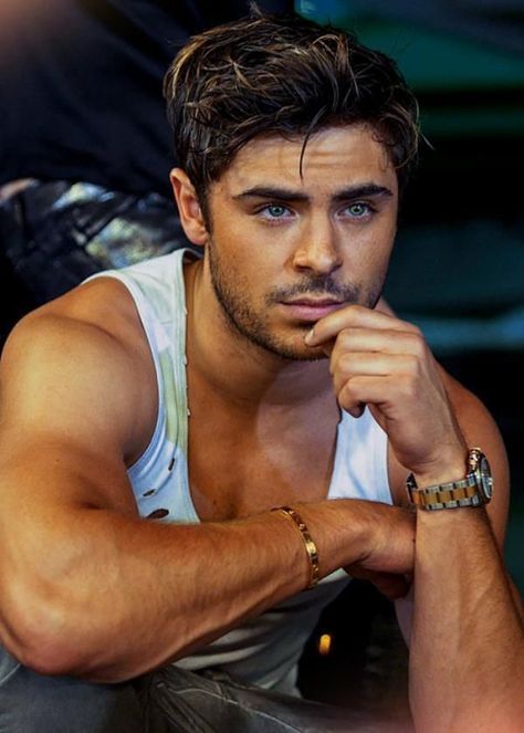 Zac Efron, Zac Efron Wallpaper, Zac Efron Style, Zac Efron Pictures, Zac Efron Shirtless, Troy Bolton, Hottest Male Celebrities, Attractive Guys, Hot Actors