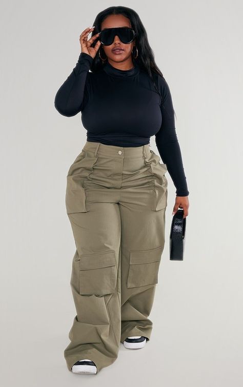 High Neck Long Sleeve Top, Plus Size Baddie, Plus Size Baddie Outfits, Streetstyle Outfit, Dressy Casual Outfits, Cargo Pants Outfit, Looks Black, High Neck Long Sleeve, Casual Chic Outfit