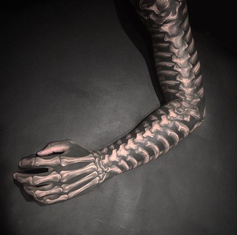 Black and grey tattoo by Gara #skeleton #blackandgrey #lighthouseprofessional Bone Hand Tattoo, Tattoo Main, Herren Hand Tattoos, Small Wave Tattoo, Skeleton Arm, Halloweenský Makeup, Arm Bones, Skull Hand Tattoo, Arm Temporary Tattoos