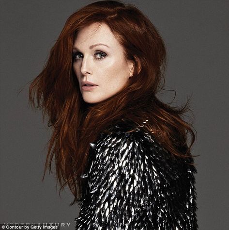 Mahogany Hair, Hair Color Mahogany, Julianne Moore, Auburn Hair, Red Hair Color, Hair Inspiration Color, Auburn, Cortes De Cabello Corto, Redheads