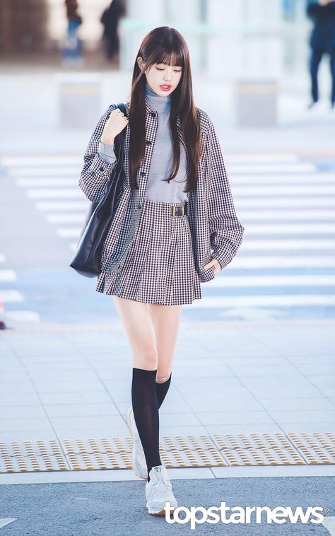 Airport Fashion Kpop, Korean Airport Fashion, K Fashion, Kpop Fashion Outfits, Celebrity Outfits, Airport Style, Airport Outfit, Kpop Outfits, Stage Outfits