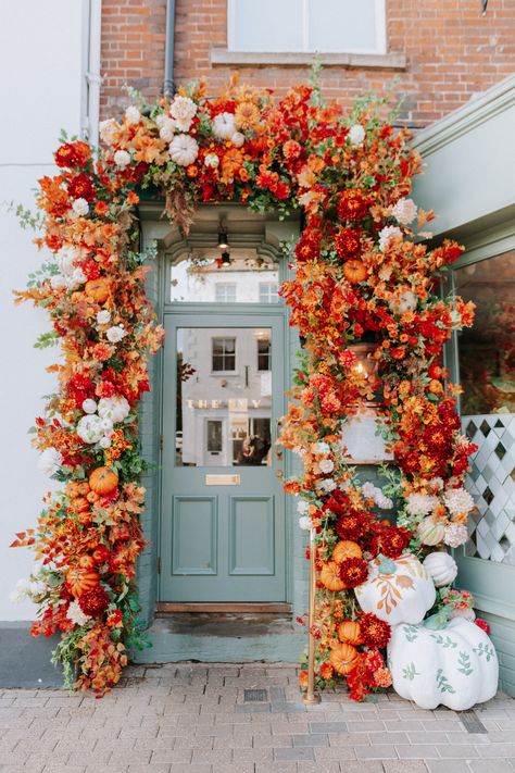 Autumn Installation, Autumn Window Display, Chelsea Garden, Halloween Floral, Flower Installation, Autumn Decorating, Thanksgiving Feast, Floral Studio, Autumn Harvest