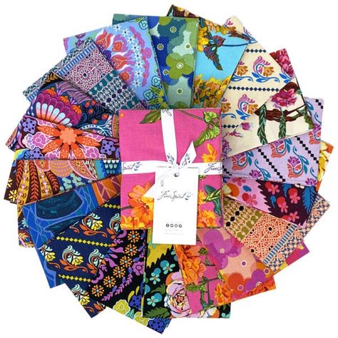 "PREORDER: Fluent Fat Quarter Bundle by Anna Maria Horner For Free Spirit | 18 prints 💖 Estimated release date NOVEMBER 2022 💖 PREORDERS ARE NOT IN STOCK -- SHIPPING TIMES AND DELIVERY DATES LISTED BY ETSY FOR PREORDERS ARE NOT ACCURATE 💖 Please click on \"Learn more about this item\" for additional information on preorder items. * 18 Prints * Fat Quarter is 18\" x 22\" * 100% Cotton All in stock items are shipped in 1-3 business days. ✨PREORDER INFORMATION: * Ship dates for all preorders are Anna Maria Horner, Quilt Stores, Free Spirit Fabrics, Floral Collection, Kaffe Fassett, Charm Pack, Fabric Bundle, Art Gallery Fabrics, Fat Quarter Bundles