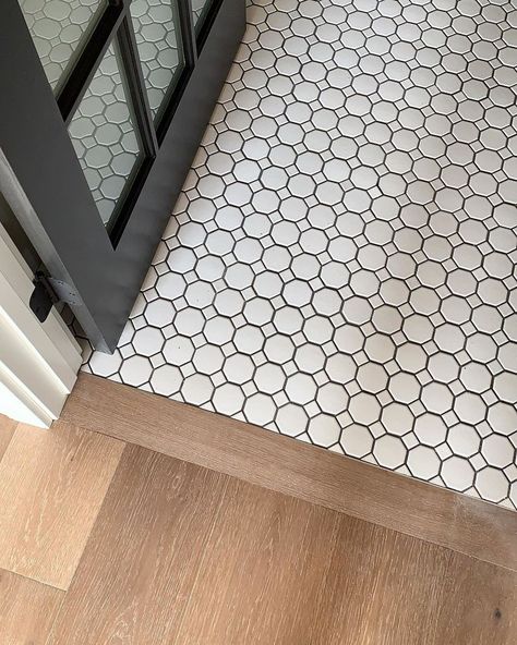 Octagon Tile, Attic Renovation Ideas, Entryway Style, Penny Tile, Victorian Bathroom, Laundry Room Inspiration, Bathroom Design Inspiration, Tile Inspiration, Upstairs Bathrooms